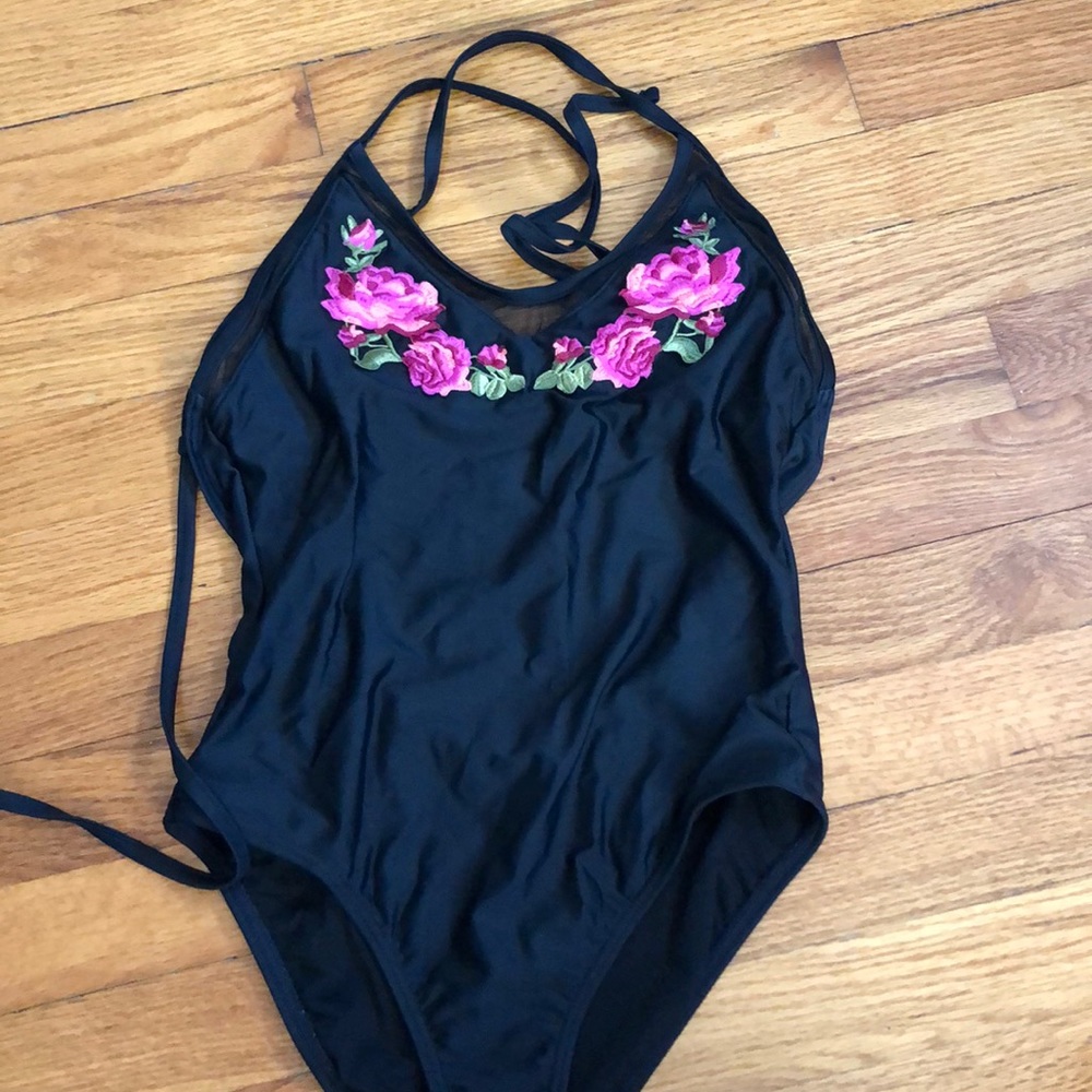 One piece swimsuit